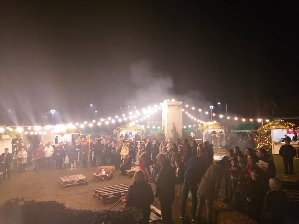 Kaptolski Zvonci i ove godine oduševili sve, humanitarni karakter se nastavlja na radost najmlađih