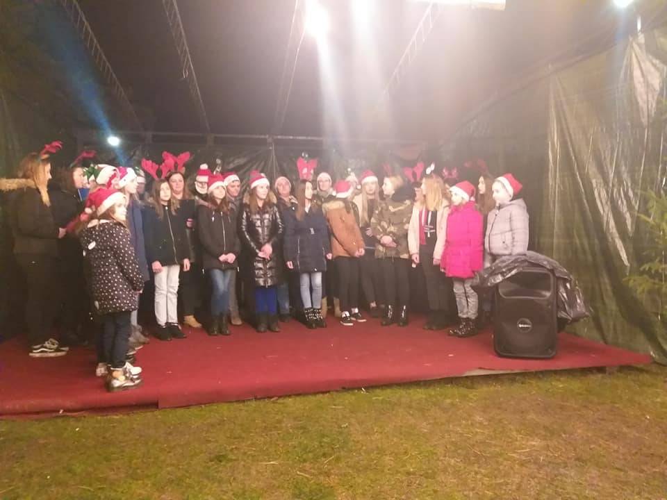 Kaptolski Zvonci i ove godine oduševili sve, humanitarni karakter se nastavlja na radost najmlađih