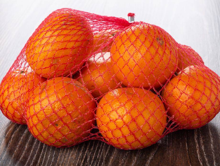 Jeste znali zašto se naranče ili mandarine prodaju u crvenim mrežicama