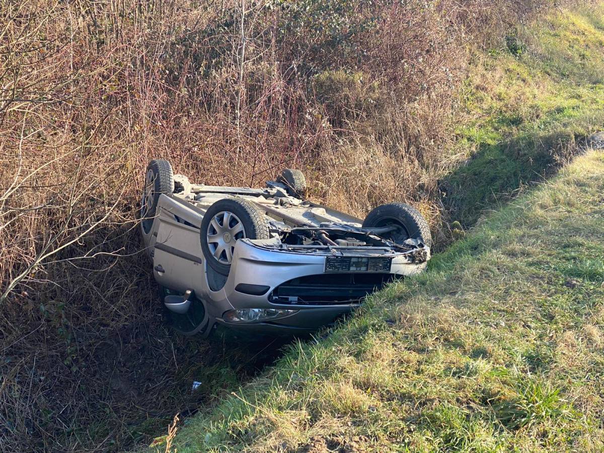 Prometna nesreća između Čaglina i Kneževaca, jedna osoba ozlijeđena