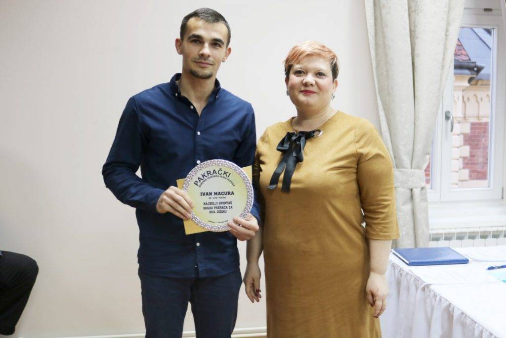 IZBOR SPORTAŠA GRADA PAKRACA ZA PROŠLU GODINU: Najboljima nagrade u tri konkurencije