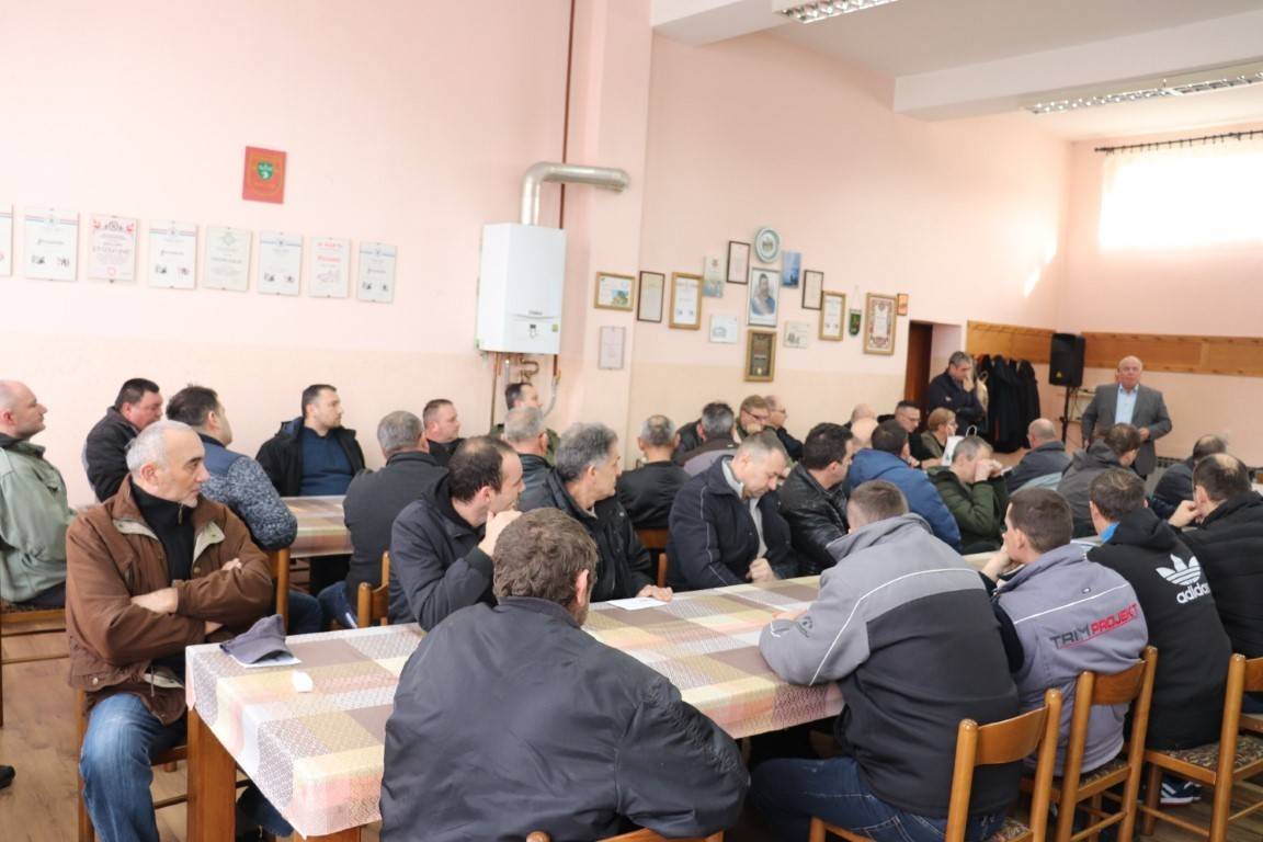 U Lipiku održano postrojavanje pripadnika civilne zaštite