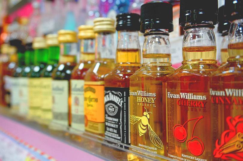 Vlada uvodi 30 posto veće trošarine na alkohol: Cijena po litri će rasti