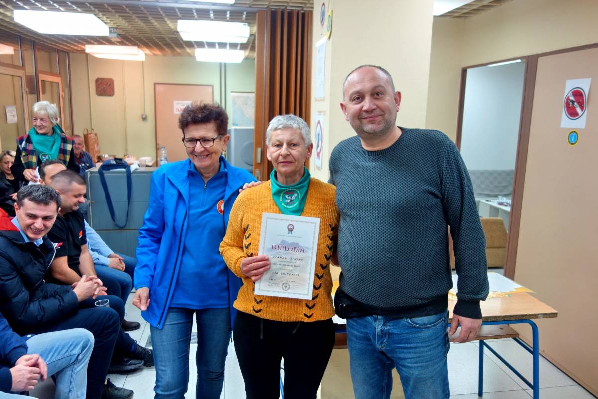 Završila planinarska škola u HPD Gojzerica Požega