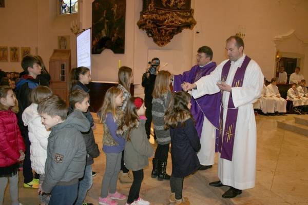 PEPELNICA ILI ČISTA SRIJEDA: Evo što to točno znači za vjernike
