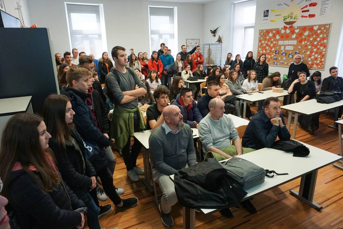 Biskupijsko natjecanje iz vjeronauka za osnovne i srednje škole