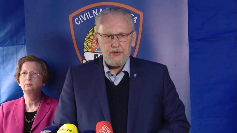 NOVE INFORMACIJE I MJERE: Moguće ograničavanje kupovine! Policija počinje s izdavanjem kazni