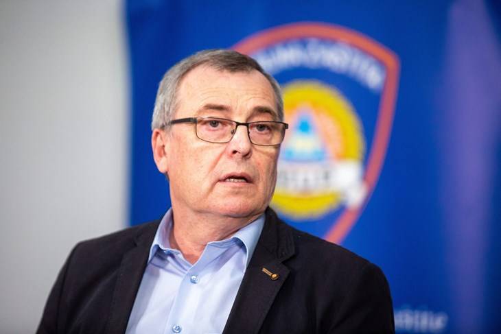 CAPAK NAJAVIO NEKA POPUŠTANJA I OTVARANJA: Kad situacija dozvoli i frizeri će raditi