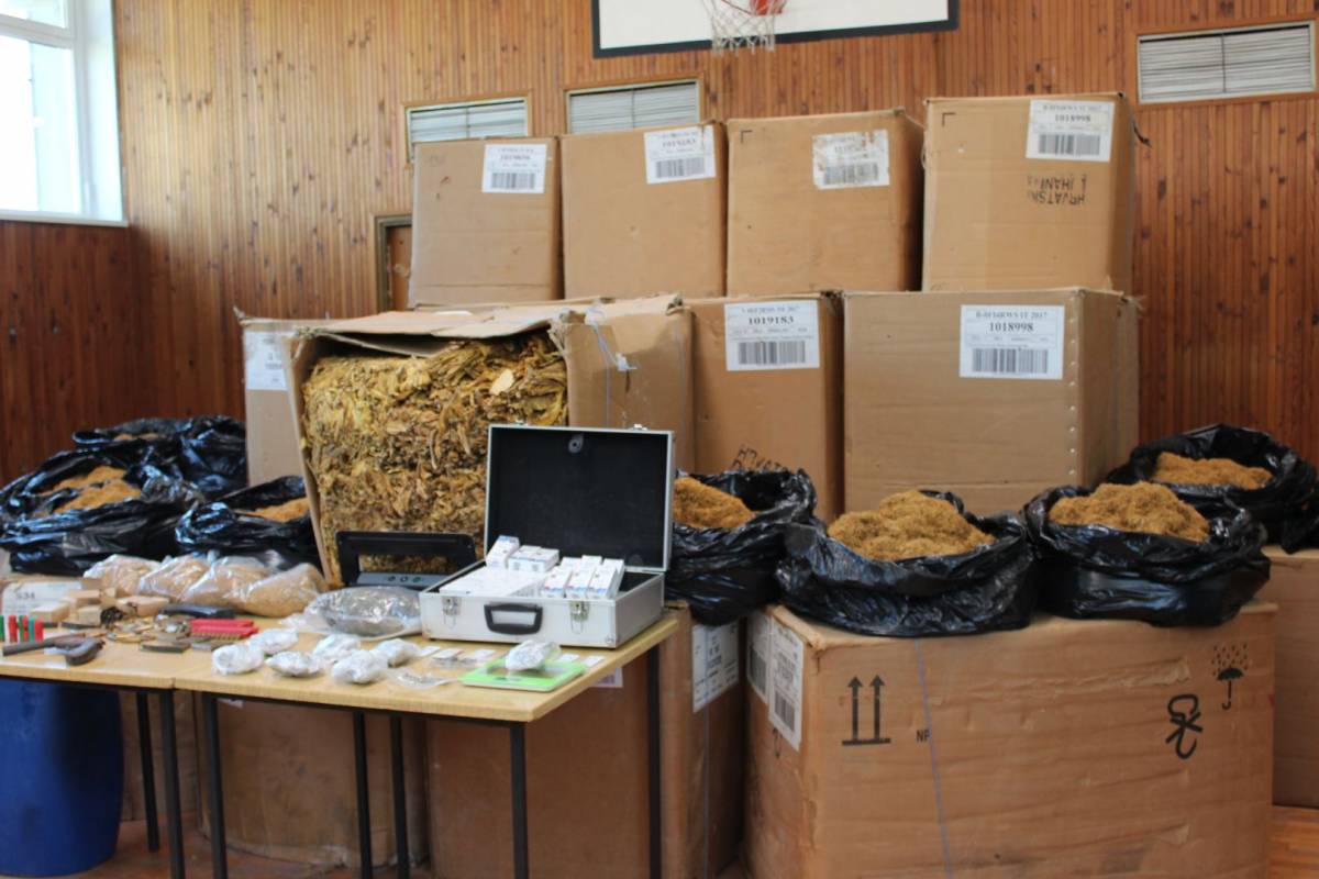 Policijski službenici PU požeško-slavonske zaplijenili čak 2,7 tona duhana, 900 gr marihuane, alkohol...