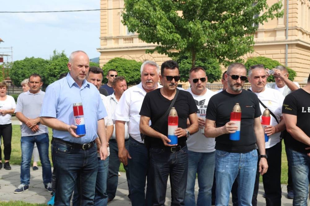 Više od 200 bikera povodom obilježavanja Bljeska u Lipiku