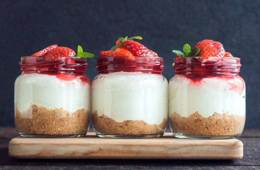Recept za cheesecake u čaši za koji vam ne treba mikser i pećnica