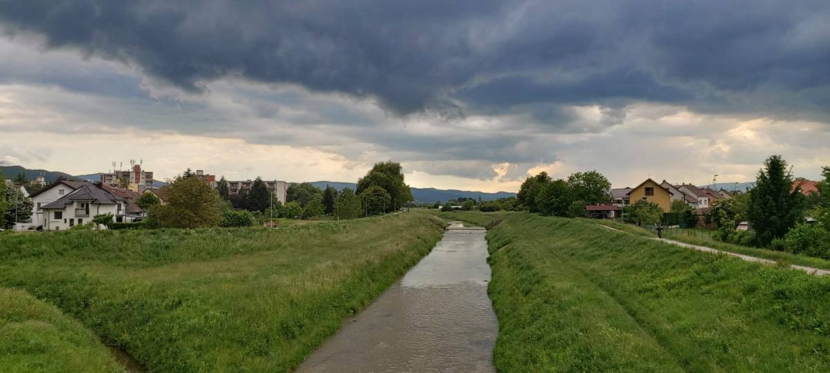 Danas promjenjivo vrijeme s mjestimičnom kišom