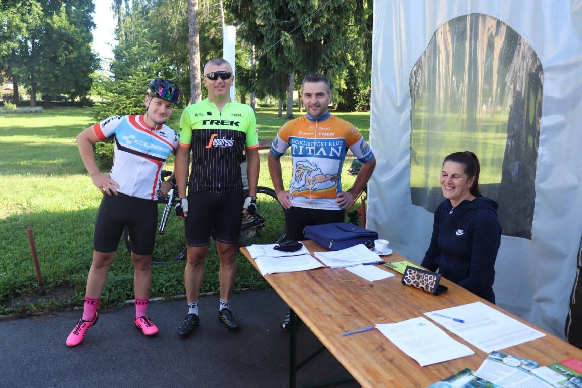 Lipički Breveto ove godine okupio oko osamdeset biciklista