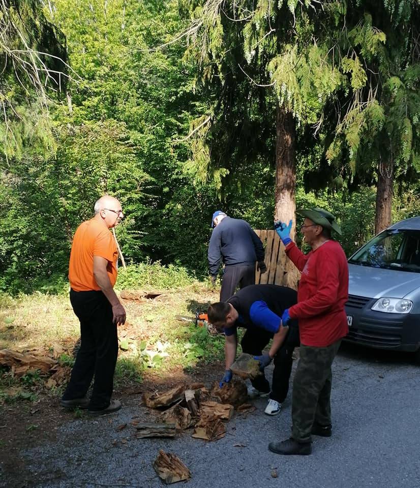 Radna akcija na planinarskim objektima Društva...