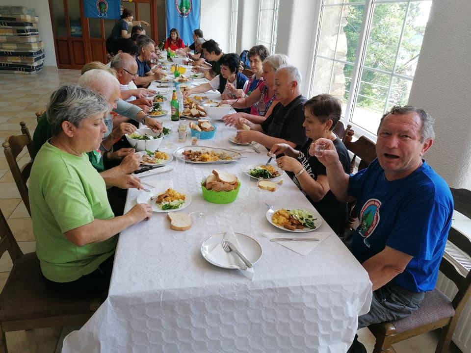 Radna akcija na planinarskim objektima Društva...