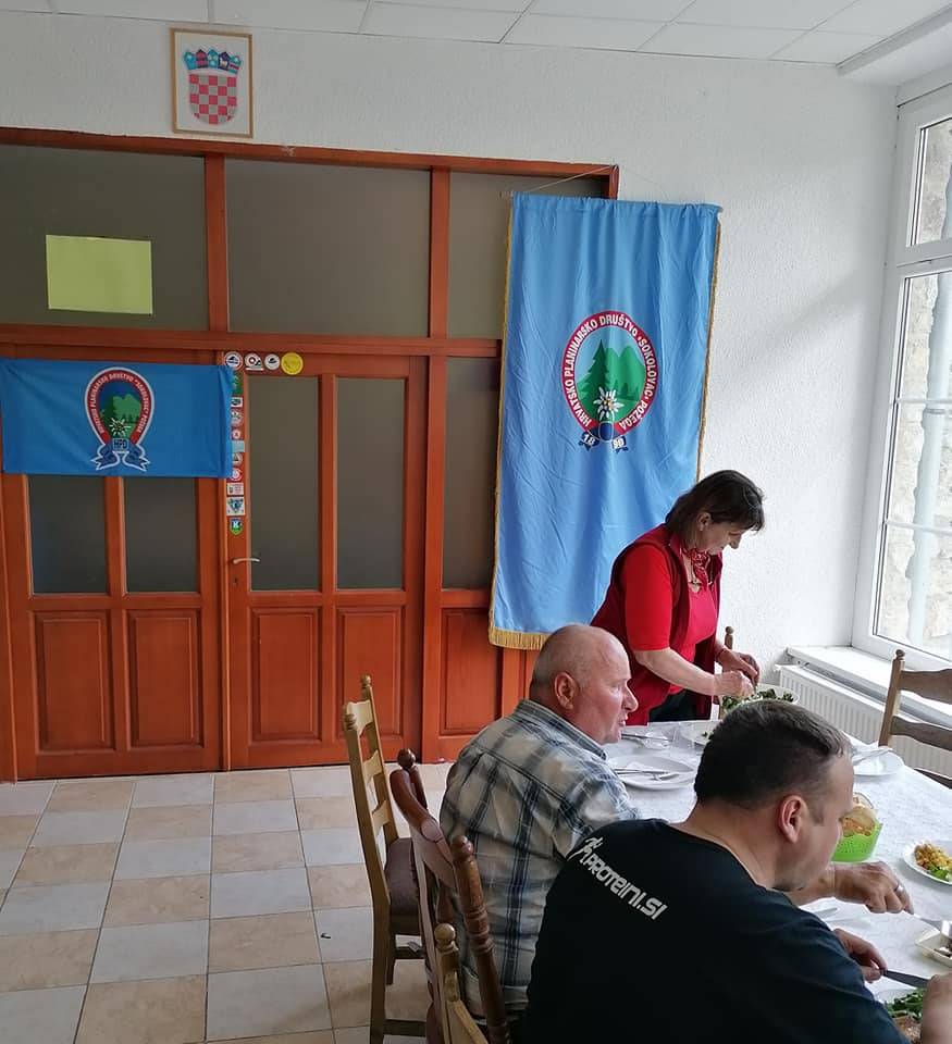 Radna akcija na planinarskim objektima Društva...