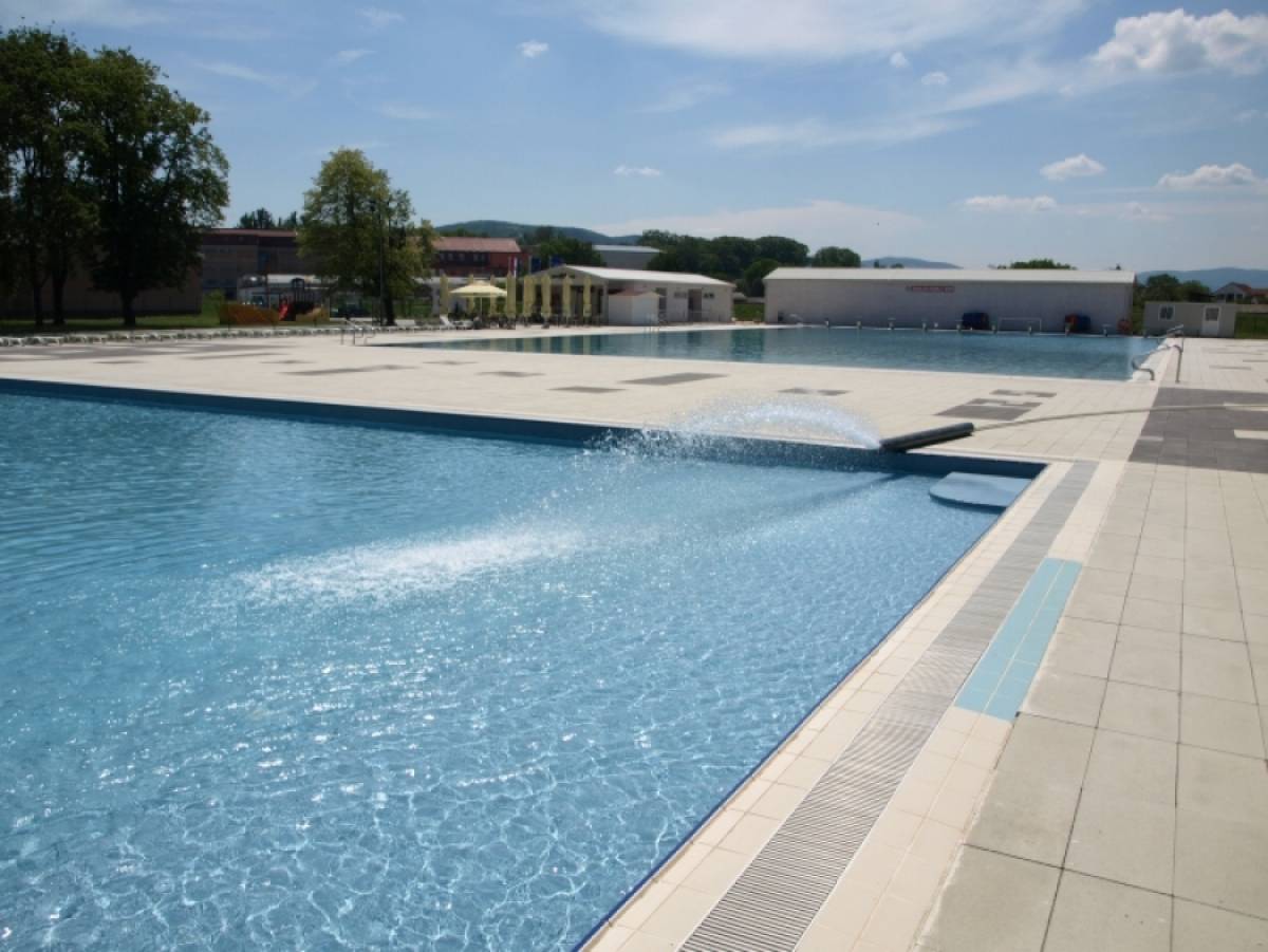 Sutra se otvaraju požeški bazeni