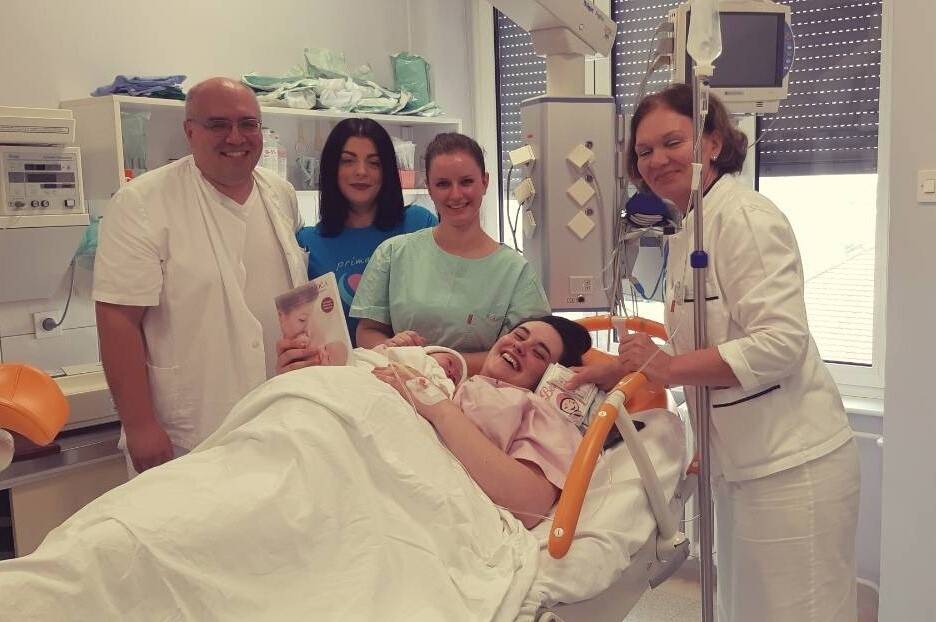 Požeške primalje s budućim majkama obilježile svoj dan