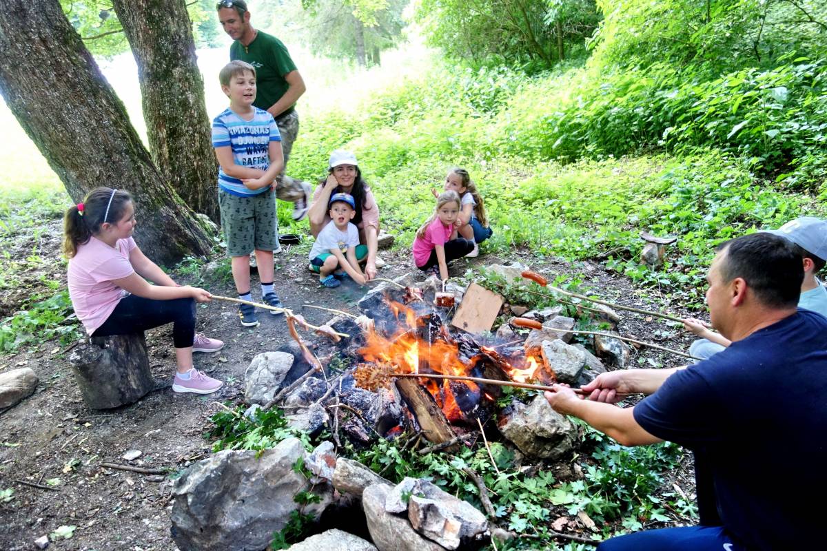 Igre u prirodi za djecu – ʼʼJučer smo uživali na Papuku!ʼʼ