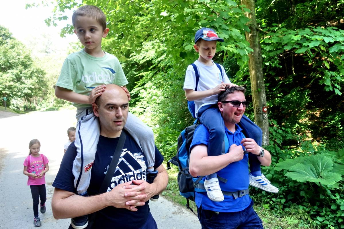 Igre u prirodi za djecu – ʼʼJučer smo uživali na Papuku!ʼʼ