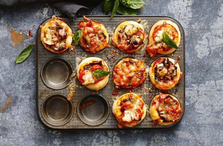 Doručak, ručak i(li) večera: Recept za brze i slasne pizza-muffine
