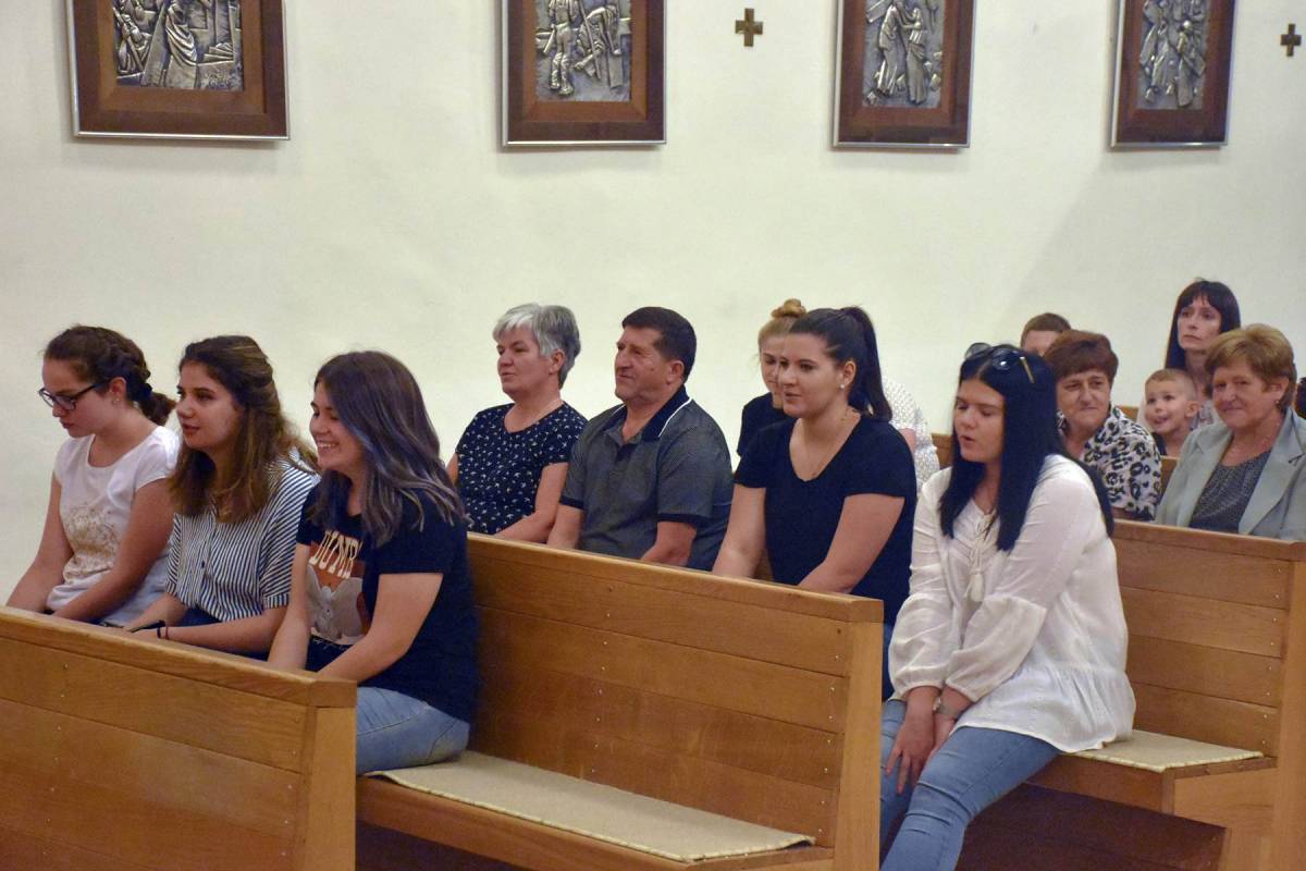 Bdijenje uoči prezbiterskog ređenja u Požegi