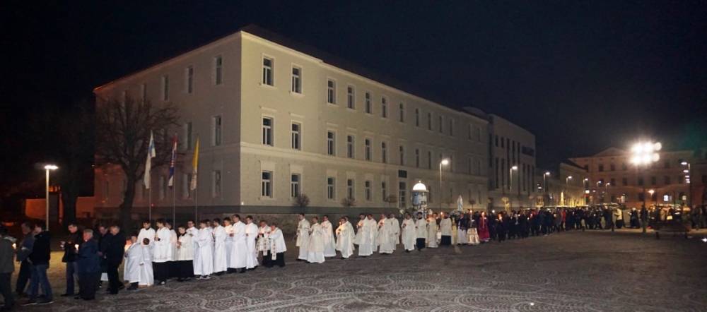 Blagdan Gospe Lurdske u požeškoj katedrali