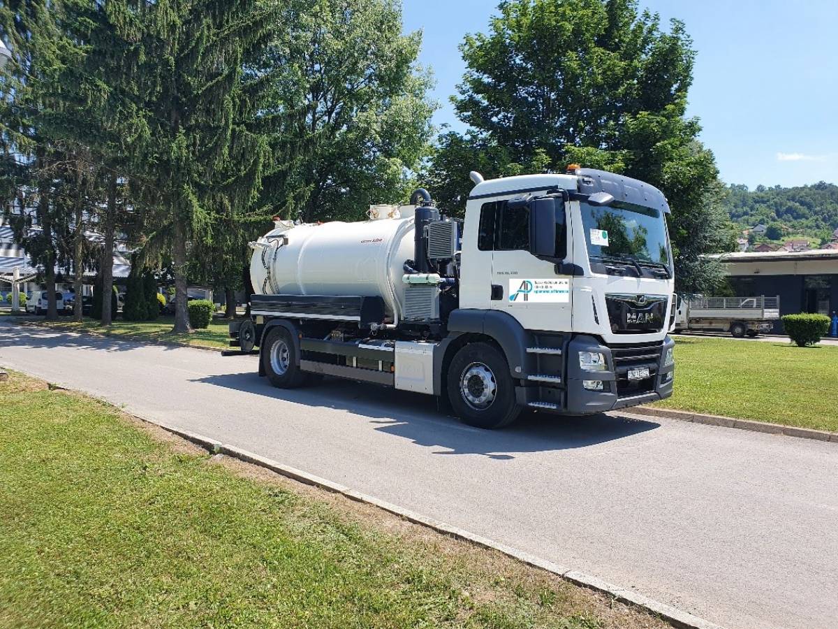 Tekiji d.o.o. isporučena dva vozila iz projekata Aglomeracije Požega te Aglomeracije Pleternica