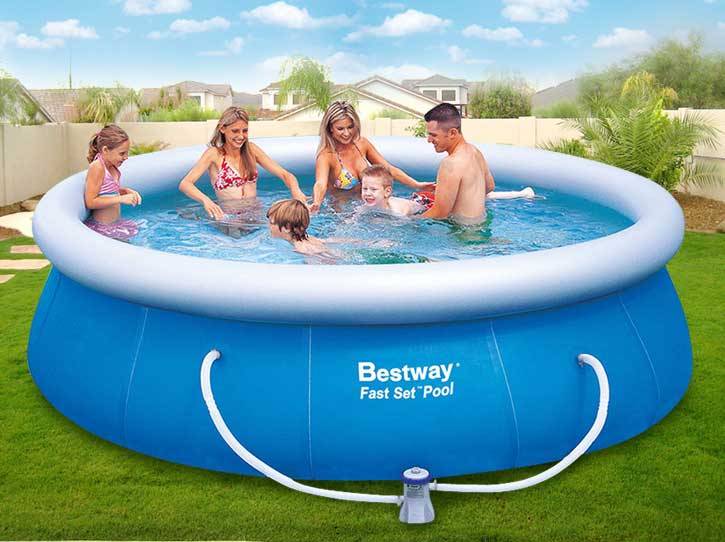 Odlazak na plažu Slavonci zamijenili dvorišnim bazenima koji su ove sezone apsolutni hit