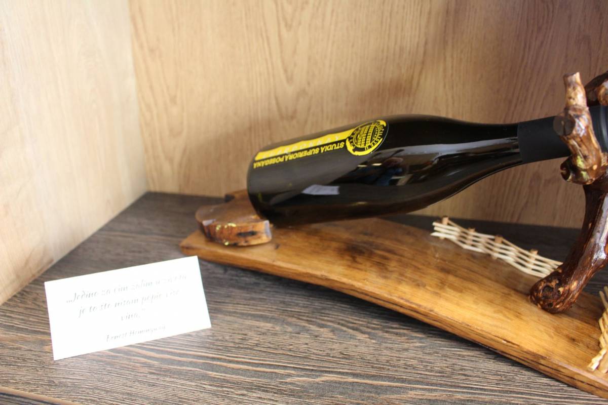 Nova prodavaonica vina u Cehovskoj ulici u Požegi nadmašila planirana očekivanja Veleučilišta 