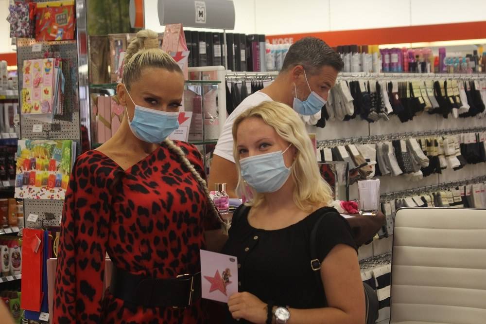 Poznata pjevačica na svojoj ʺShu Shuʺ turneji došla i u Slavonski Brod