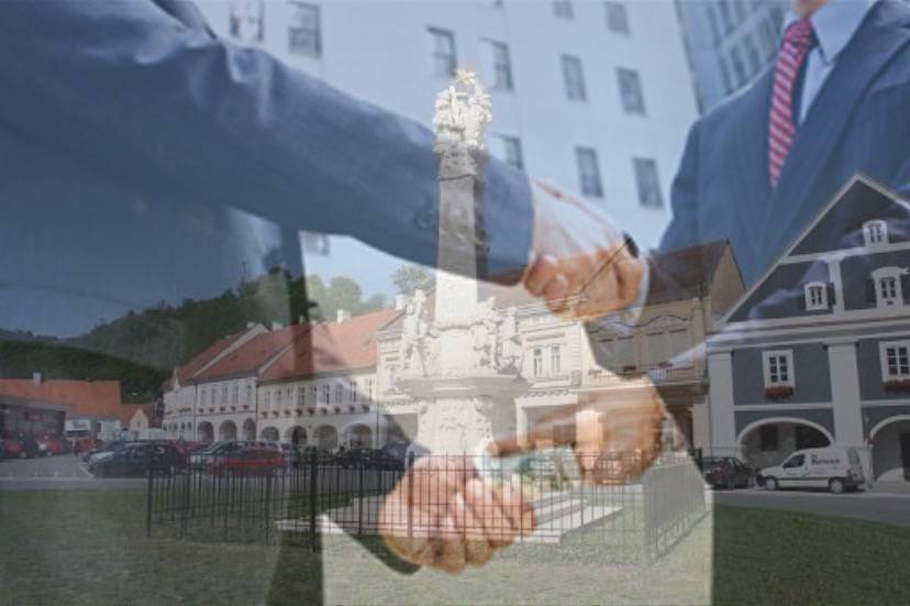 Komentar na društveno-političku situaciju: Analni speleolozi, moralne nakaze i dežurni mudobrižnici