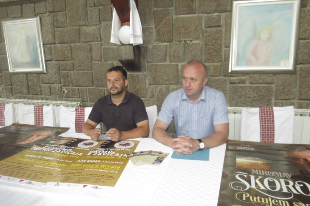 Tri dana feštanja u Velikoj uz Škorin koncert, pečenog vola te razne goste i delicije