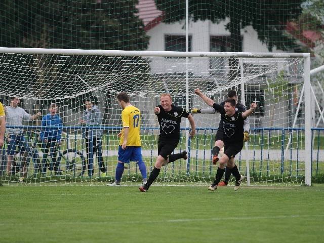 Stari lisac ili mladi lav? Mile ili Marin? Kaptol ili Kutjevo?