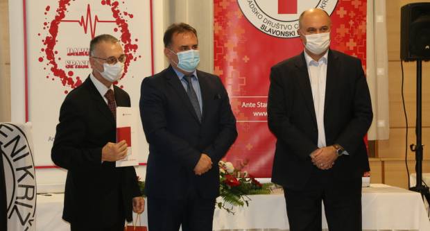 Svečano obilježen Dan dobrovoljnih darivatelja krvi Svečano obilježen Dan dobrovoljnih darivatelja krvi