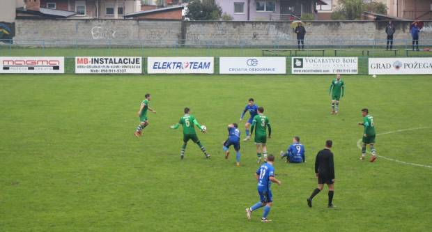 Plavi s Orljave sigurni protiv NK Čepin, Martinović dva puta tresao mrežu gostiju, Peharda jednom (3:0)