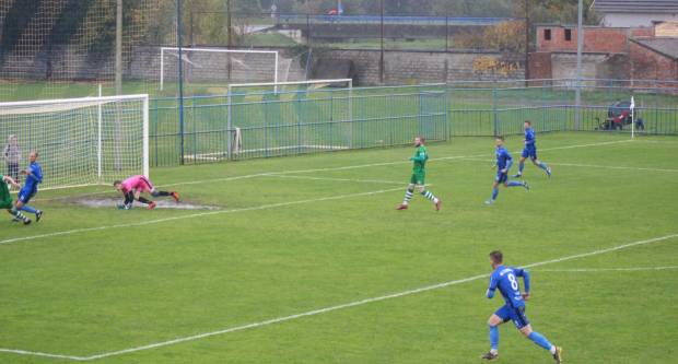 Plavi s Orljave sigurni protiv NK Čepin, Martinović dva puta tresao mrežu gostiju, Peharda jednom (3:0)