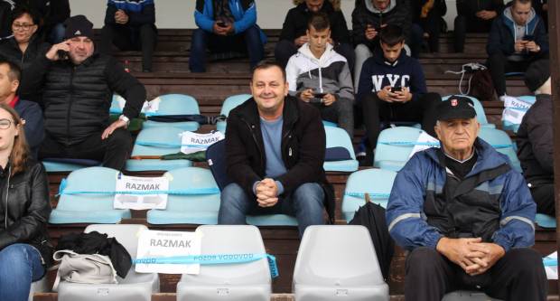 Plavi s Orljave sigurni protiv NK Čepin, Martinović dva puta tresao mrežu gostiju, Peharda jednom (3:0)