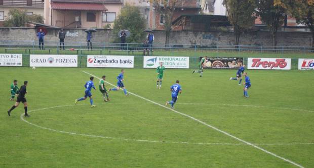 Plavi s Orljave sigurni protiv NK Čepin, Martinović dva puta tresao mrežu gostiju, Peharda jednom (3:0)