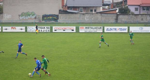 Plavi s Orljave sigurni protiv NK Čepin, Martinović dva puta tresao mrežu gostiju, Peharda jednom (3:0)