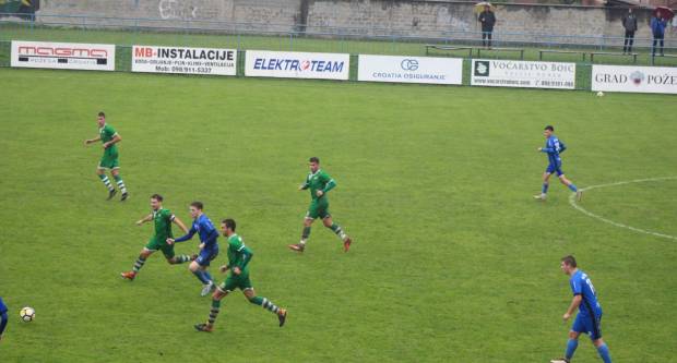 Plavi s Orljave sigurni protiv NK Čepin, Martinović dva puta tresao mrežu gostiju, Peharda jednom (3:0)