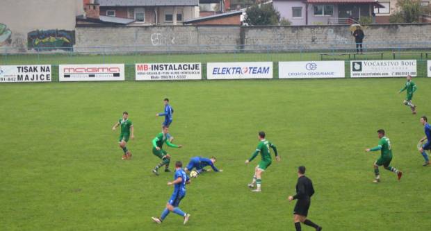 Plavi s Orljave sigurni protiv NK Čepin, Martinović dva puta tresao mrežu gostiju, Peharda jednom (3:0)