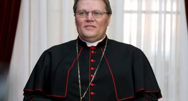 Naš nadbiskup Hranić poslao važnu uputu Naš nadbiskup Hranić poslao važnu uputu