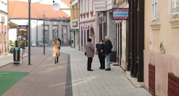 Prvi tjedan malog lockdowna, Požega 5.12.2020.