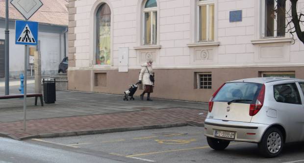 Prvi tjedan malog lockdowna, Požega 5.12.2020.