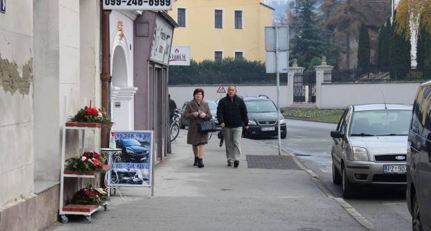 Prvi tjedan malog lockdowna, Požega 5.12.2020.