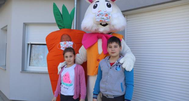  Uskrsni zec i Veeelika mrkva posjetili mališane u vrtiću u Lipiku
