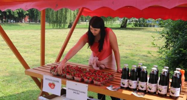 Sunčana šetnja Požegom i Biciklijada 2018.