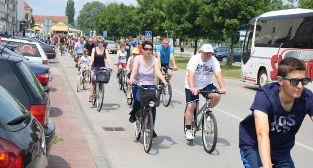 Sunčana šetnja Požegom i Biciklijada 2018.