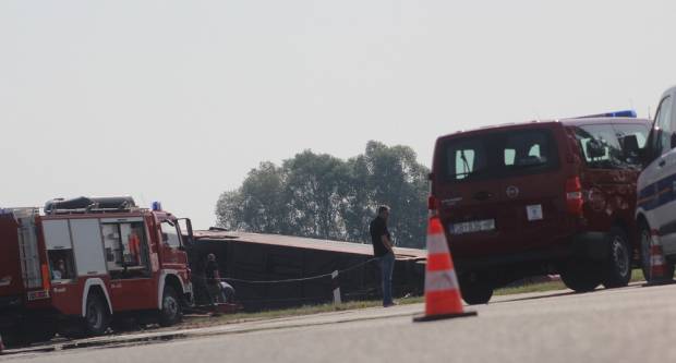 STRAŠNI PRIZORI: Donosimo nove fotografije s mjesta događaja. Trenutno 10 smrtno stradalih, bojimo se da će broj rasti
